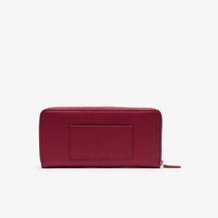Women's Croco Crew Grained Leather Zip Wallet / Lacoste