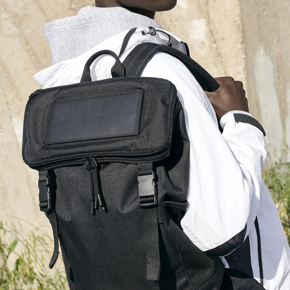 Infini-T Solar Charger Backpack / Lacoste