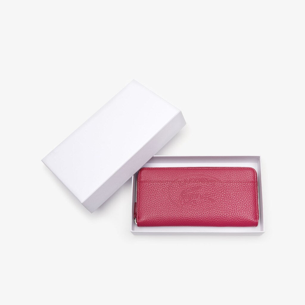 Women's Croco Crew Grained Leather Zip Wallet / Lacoste