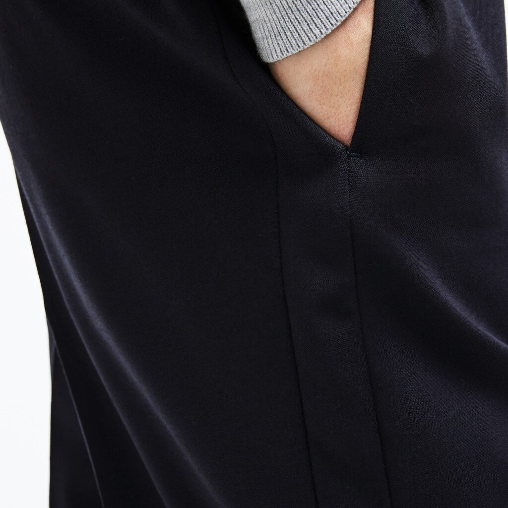Men's Motion Pleated Stretch Wool Twill Chino Pants / Lacoste